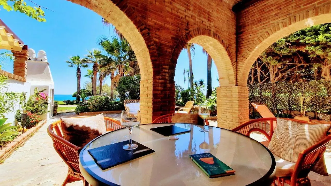 Villa Loma Del Rey 56 - Casa Primera Linea De Mar Alcaidesa