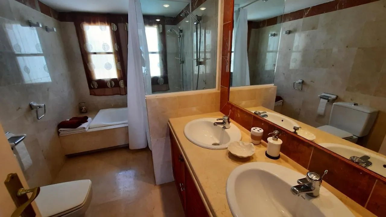 Villa Loma Del Rey 56 - Casa Primera Linea De Mar Alcaidesa